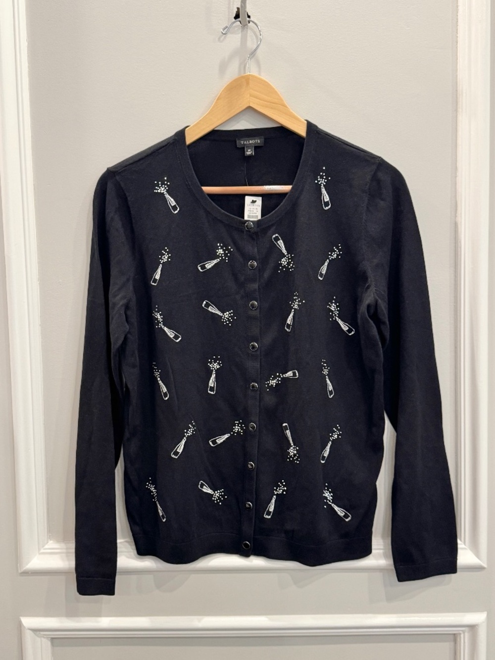 NWT Talbots Champagne Bottle Embroidered Cardigan Sweater Black Medium